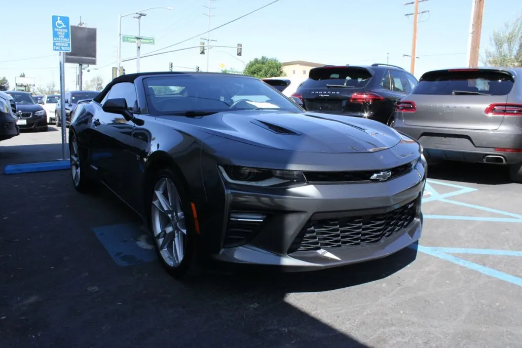 2017 Chevrolet Camaro 1SS photo 1