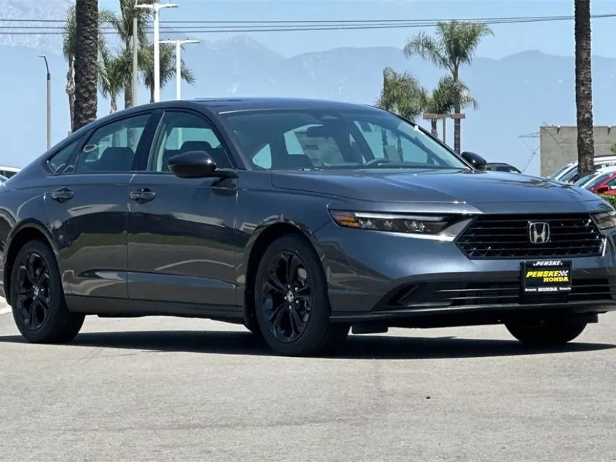 2025 Honda Accord 1.5T SE photo 1