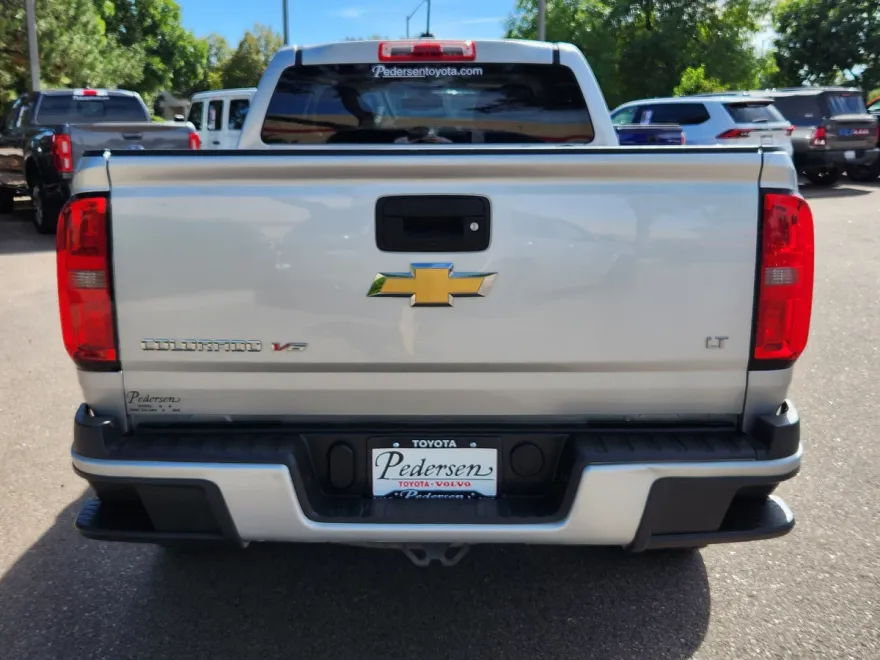 2017 Chevrolet Colorado LT photo 1