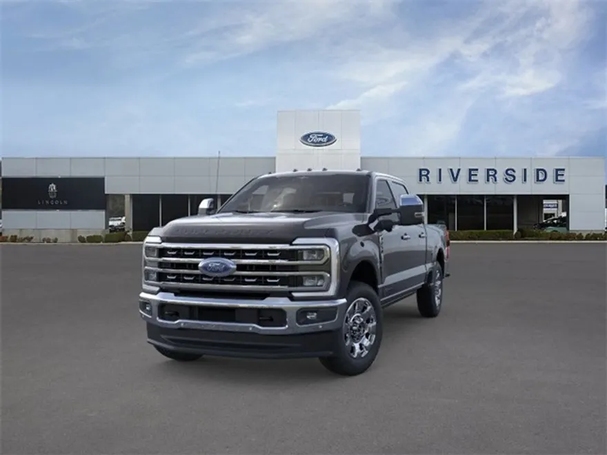2025 Ford F-250 Lariat photo 1