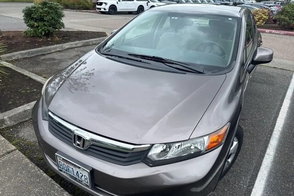 2012 Honda Civic LX photo 1