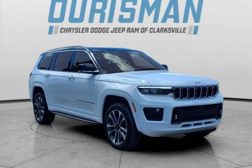 2024 Jeep Grand Cherokee Overland photo 1