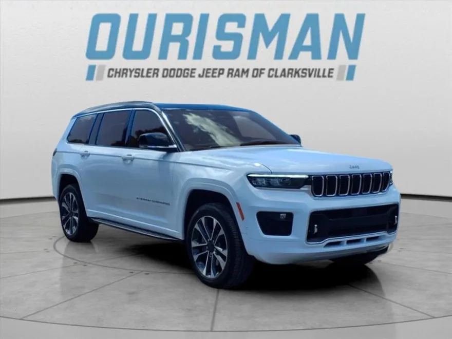 2024 Jeep Grand Cherokee Overland photo 1