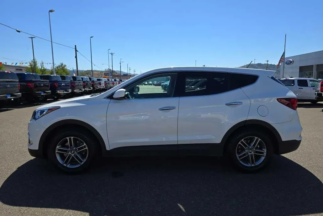 2018 Hyundai Santa Fe Sport Base photo 1