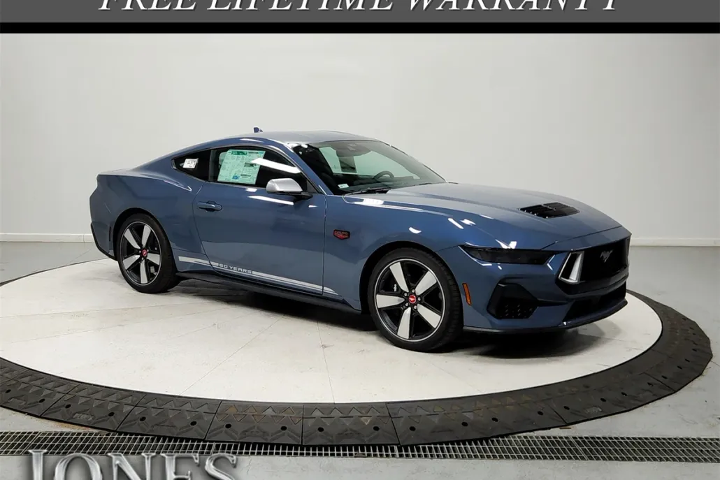 2025 Ford Mustang GT Premium photo 1