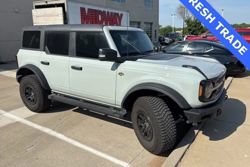 2024 Ford Bronco Wildtrak photo 1