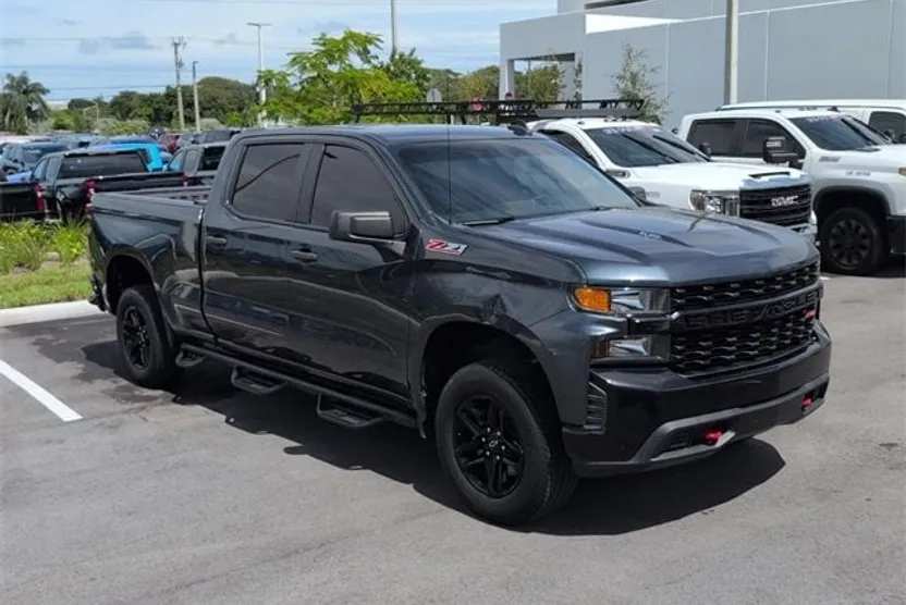 2021 Chevrolet Silverado 1500 Custom Trail Boss photo 1