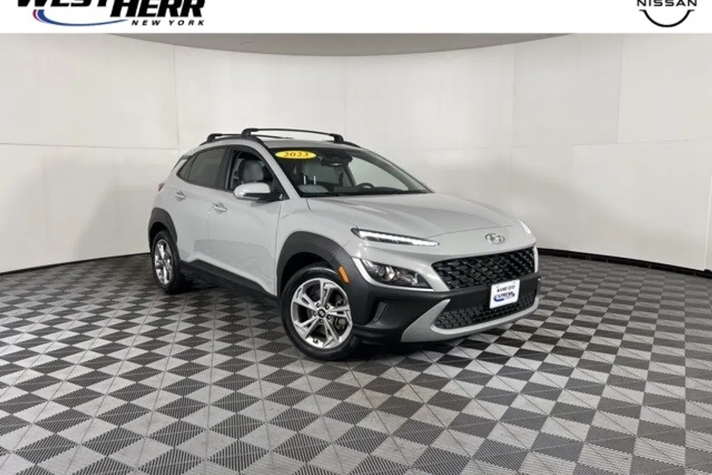 2023 Hyundai Kona SEL photo 1