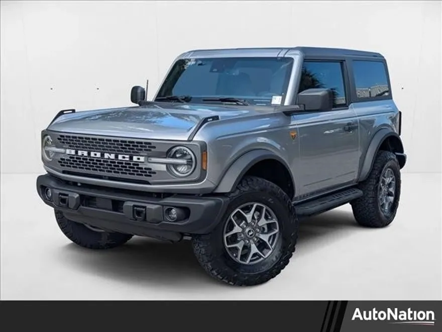 2023 Ford Bronco Badlands photo 1