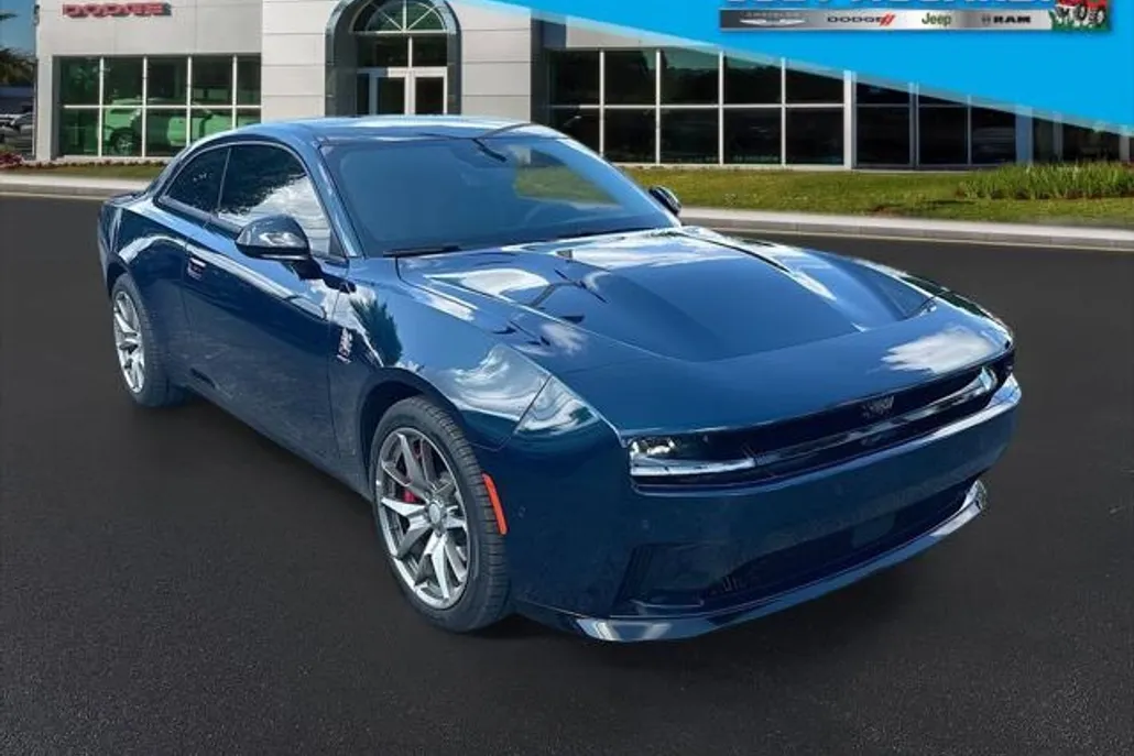 2025 Dodge Charger Daytona Scat Pack AWD photo 1