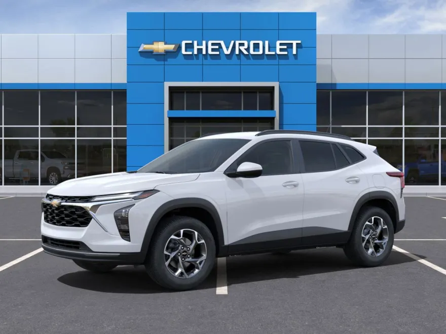 2024 Chevrolet Trax LT photo 1