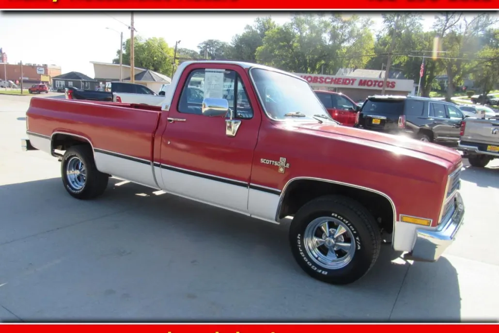 1984 Chevrolet C/K Pickup photo 1