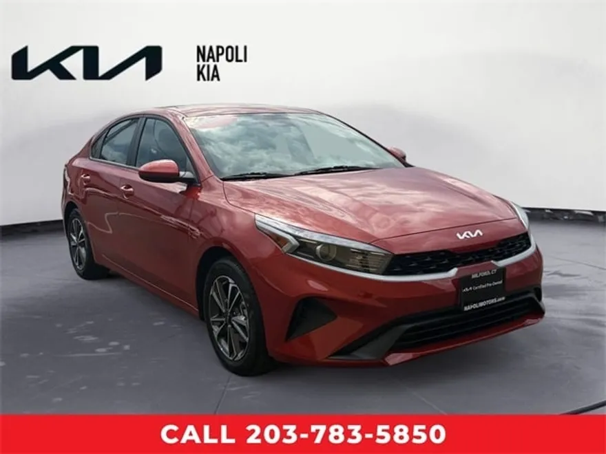 2024 Kia Forte LXS photo 1