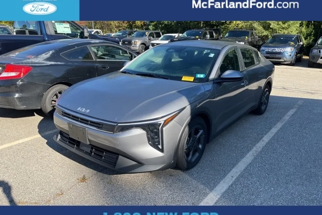 2024 Kia K5 GT-Line photo 1