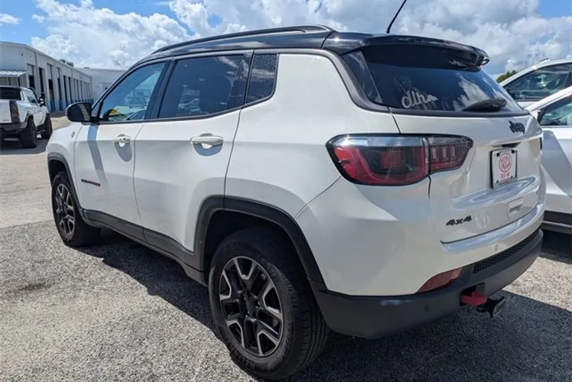 2019 Jeep Compass Trailhawk photo 1