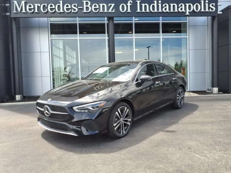 2025 Mercedes Benz CLA 250 4MATIC photo 1