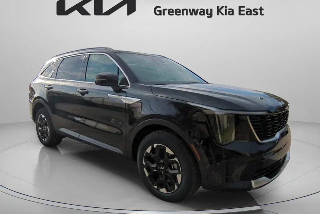 2025 Kia Sorento S photo 1