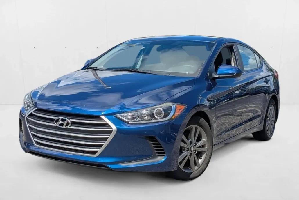 2017 Hyundai Elantra SE photo 1