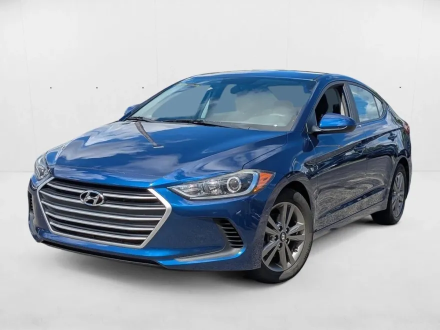 2017 Hyundai Elantra SE photo 1