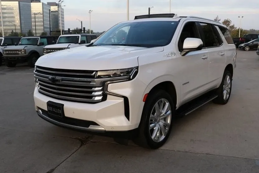 2022 Chevrolet Tahoe High Country photo 1