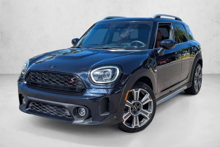 2024 Mini Countryman S photo 1