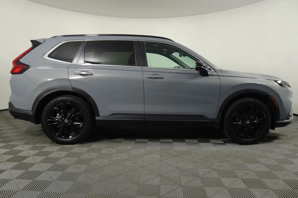 2023 Honda CR-V Hybrid Sport Touring photo 1