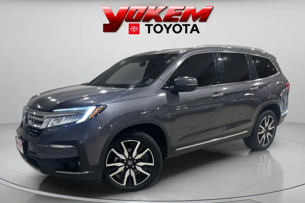 2022 Honda Pilot Touring photo 1