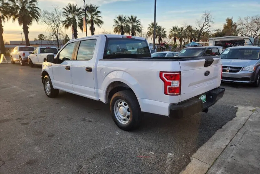 2020 Ford F-150 XLT photo 1