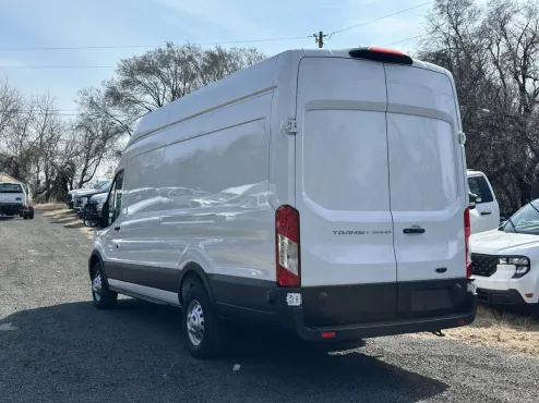 2024 Ford Transit photo 4