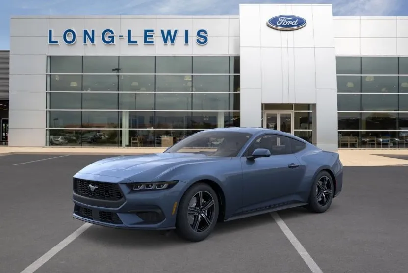 2025 Ford Mustang EcoBoost photo 1