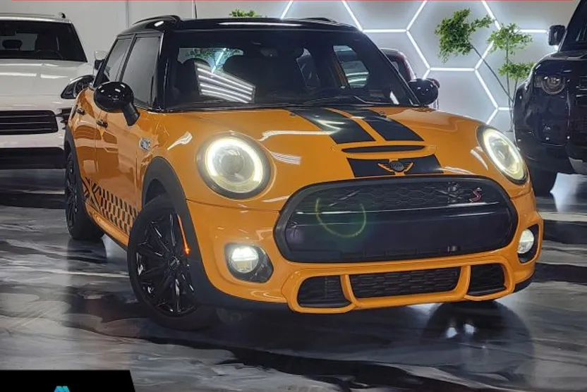2015 Mini Cooper 4 Door Hardtop S photo 1