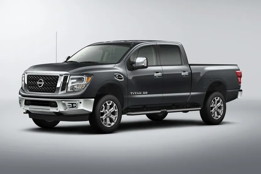 2018 Nissan Titan PRO-4X photo 1