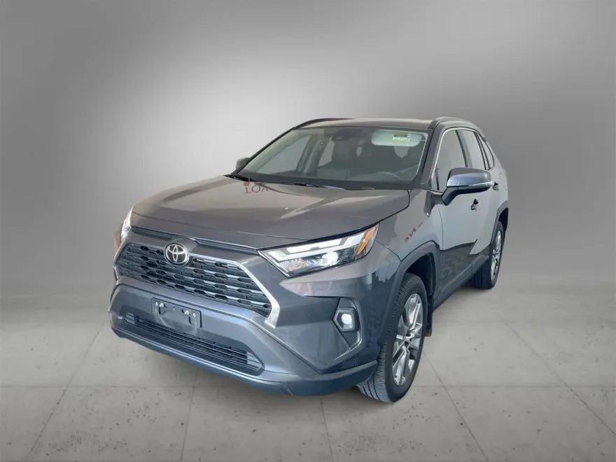 2023 Toyota RAV4 XLE Premium photo 1