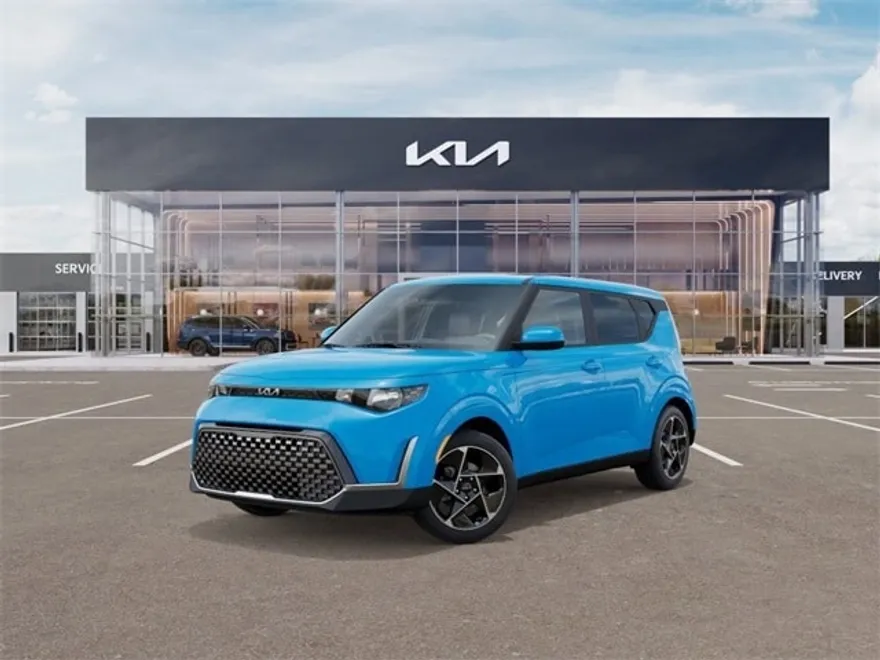 2025 Kia Soul EX photo 1