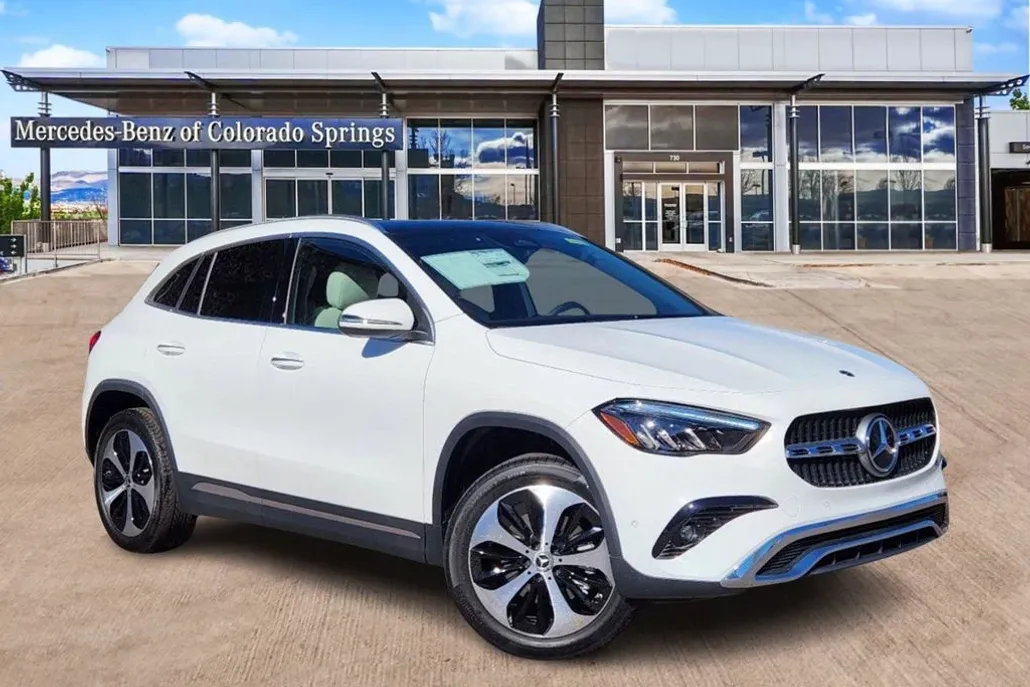 2025 Mercedes Benz GLA 250 4MATIC photo 1