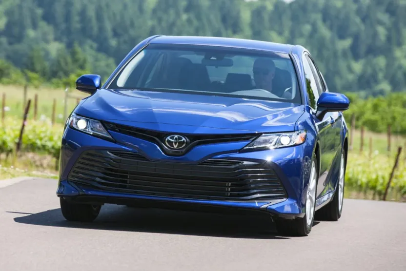 2018 Toyota Camry L photo 1