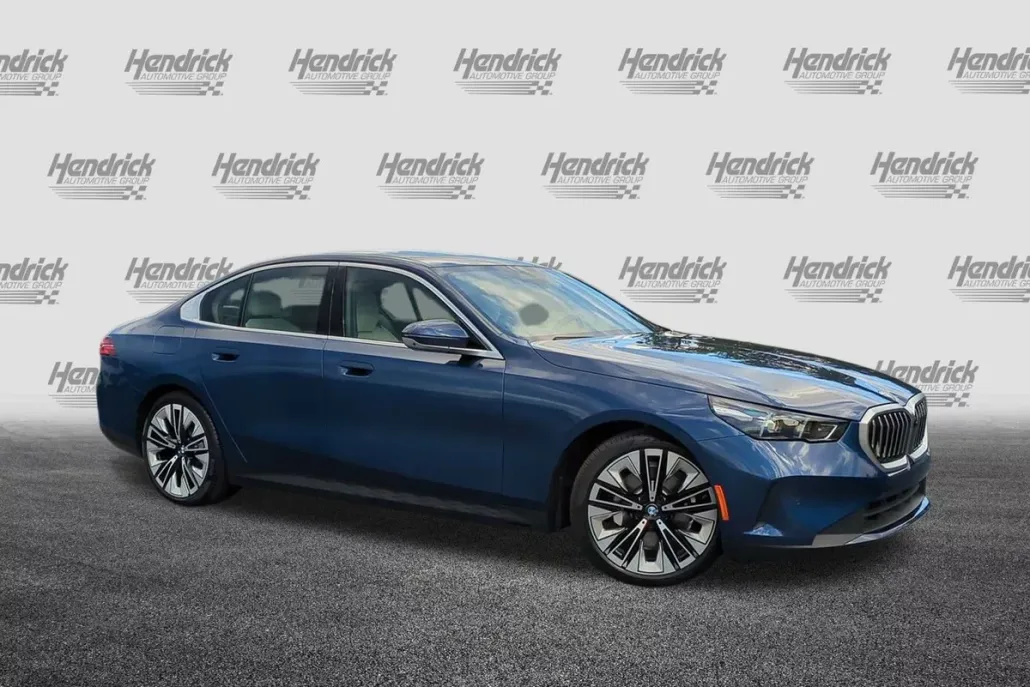 2025 Bmw 530i photo 1