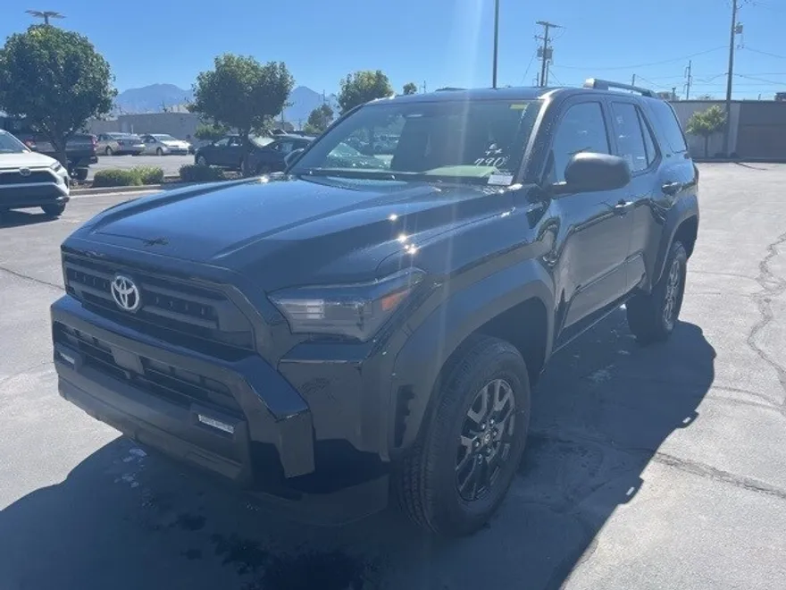 2025 Toyota 4Runner SR5 photo 1