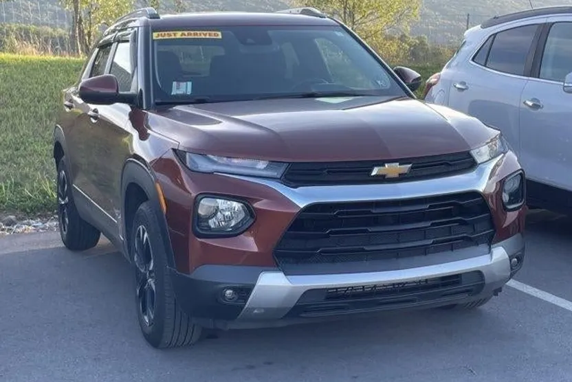 2021 Chevrolet Trailblazer LT photo 1