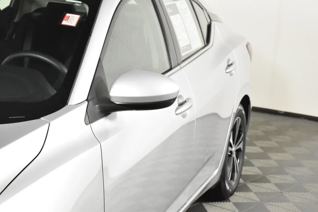 2023 Nissan Sentra SV photo 1