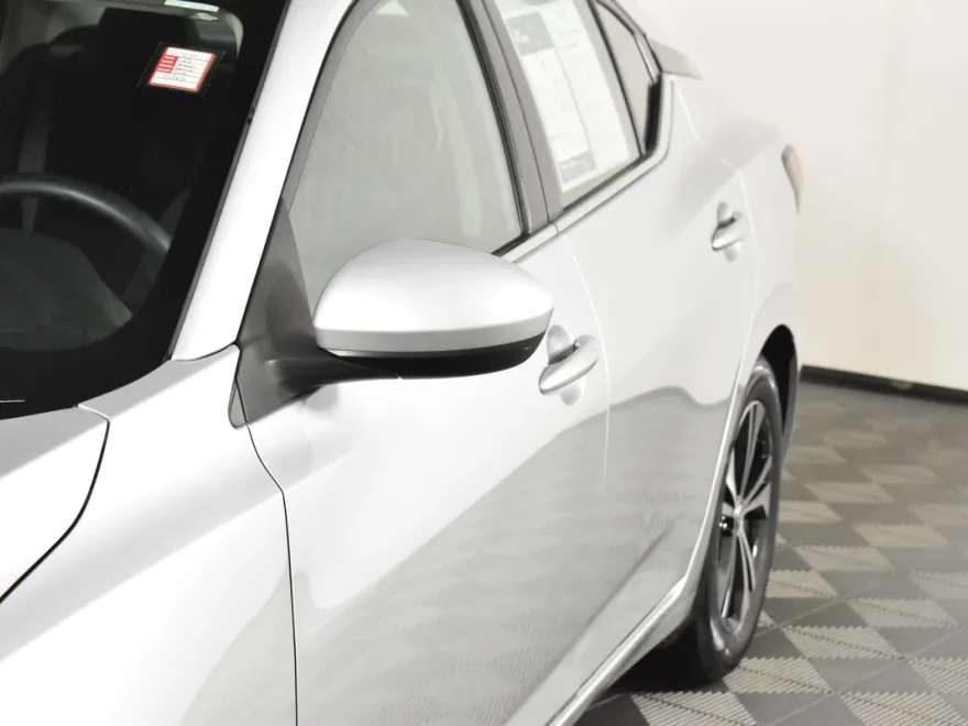 2023 Nissan Sentra SV photo 1