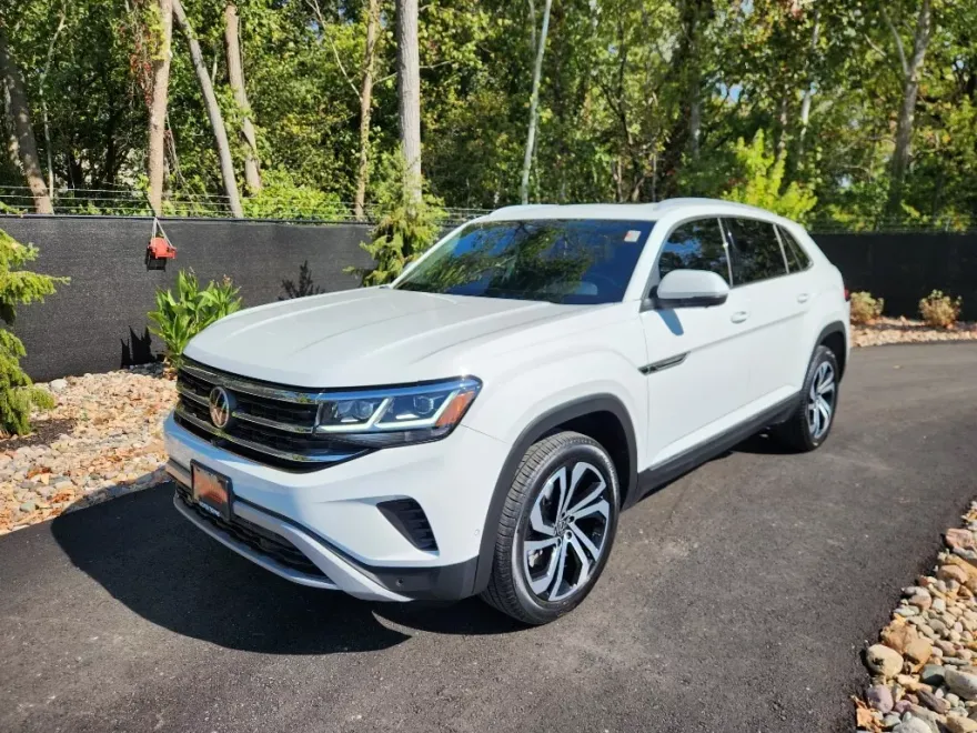 2020 Volkswagen Atlas Cross Sport V6 SEL Premium photo 1
