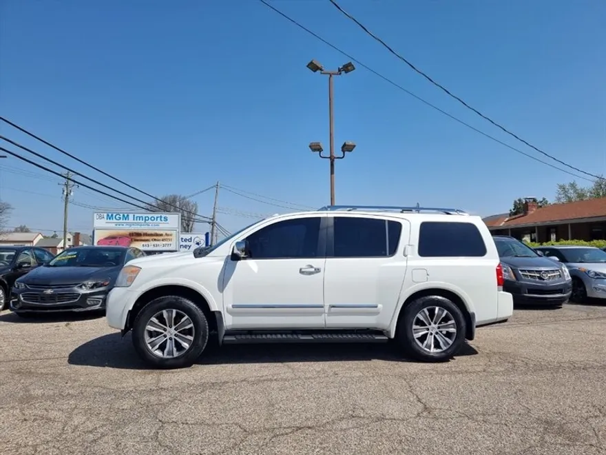 2015 Nissan Armada SL photo 1