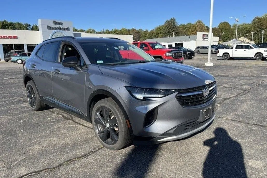 2021 Buick Envision Essence photo 1