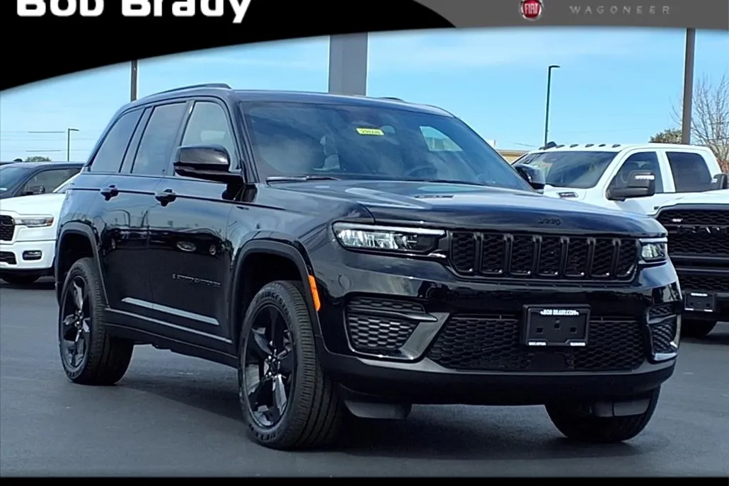 2025 Jeep Grand Cherokee Altitude X photo 1