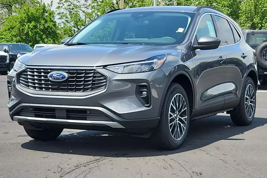 2025 Ford Escape Plug-In Hybrid photo 1