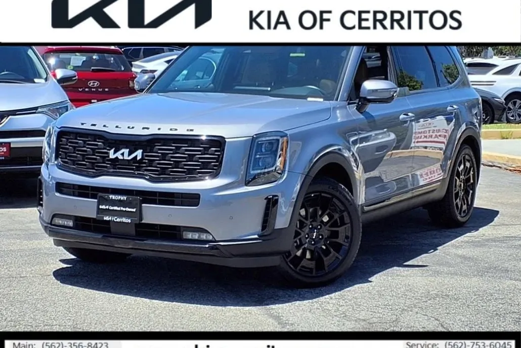 2022 Kia Telluride SX photo 1