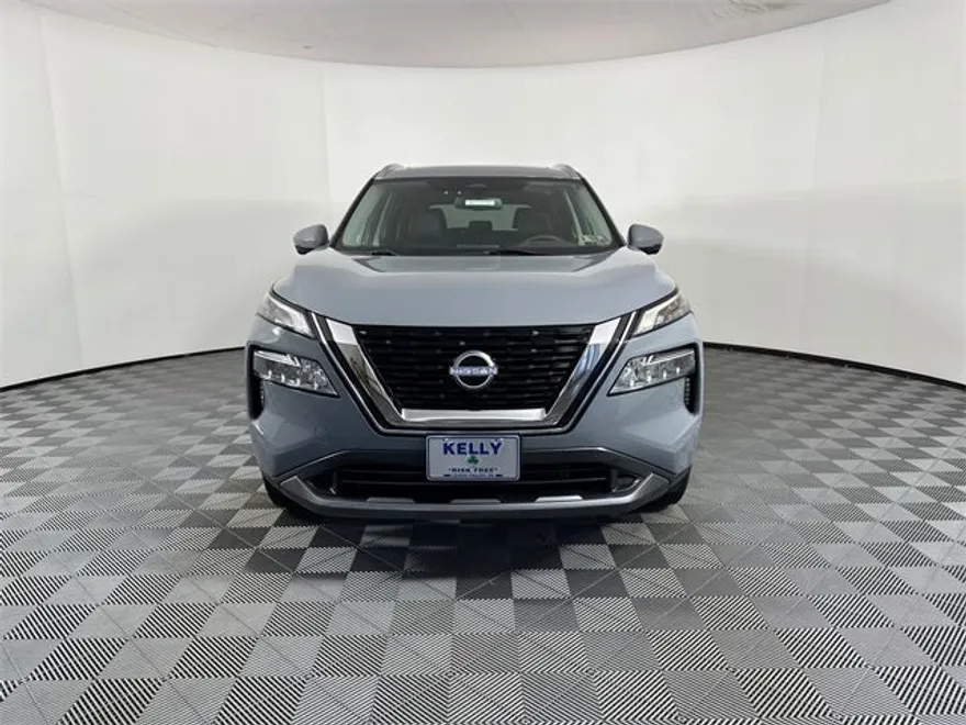 2023 Nissan Rogue SL photo 1