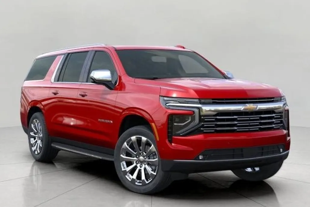 2025 Chevrolet Suburban Premier photo 1