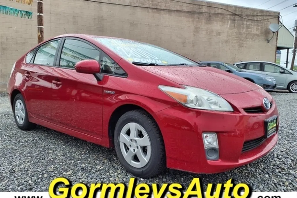 2011 Toyota Prius One Two Three Four Five photo 1